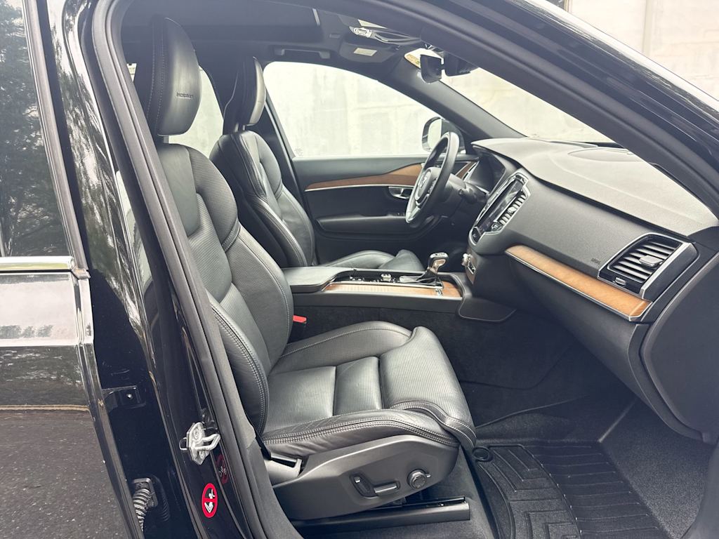 Thumbnail: 2017 Volvo XC90 - 10