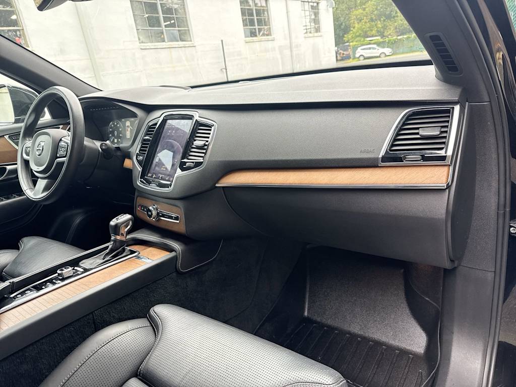 Thumbnail: 2017 Volvo XC90 - 8