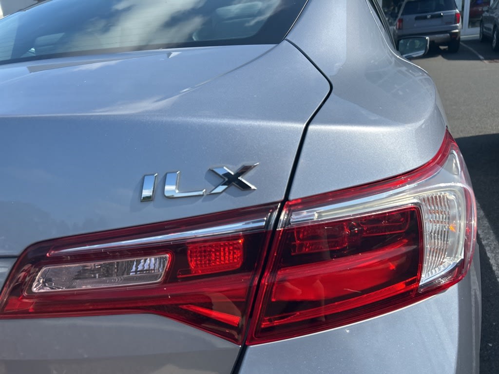 2016 Acura ILX Technology 15