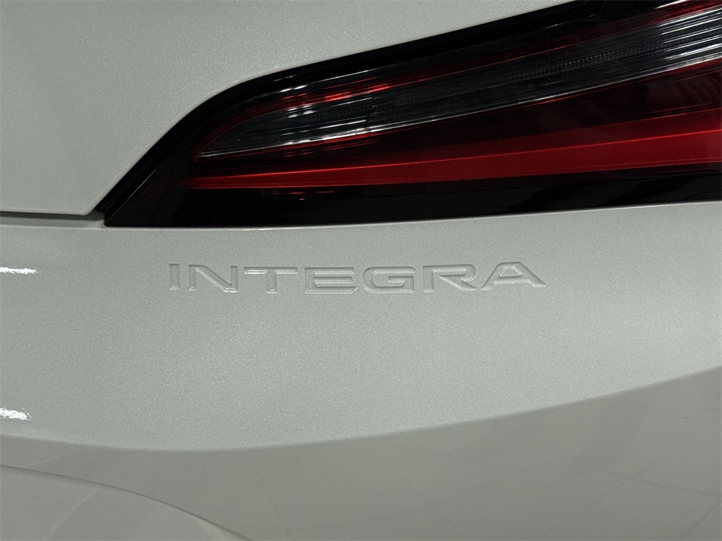 Thumbnail: 2023 Acura Integra - 17