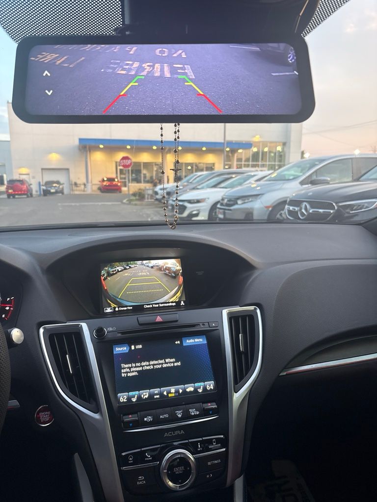 Thumbnail: 2019 Acura TLX - 8