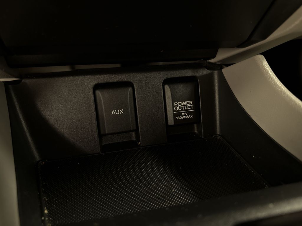 Thumbnail: 2013 Honda Civic - 30