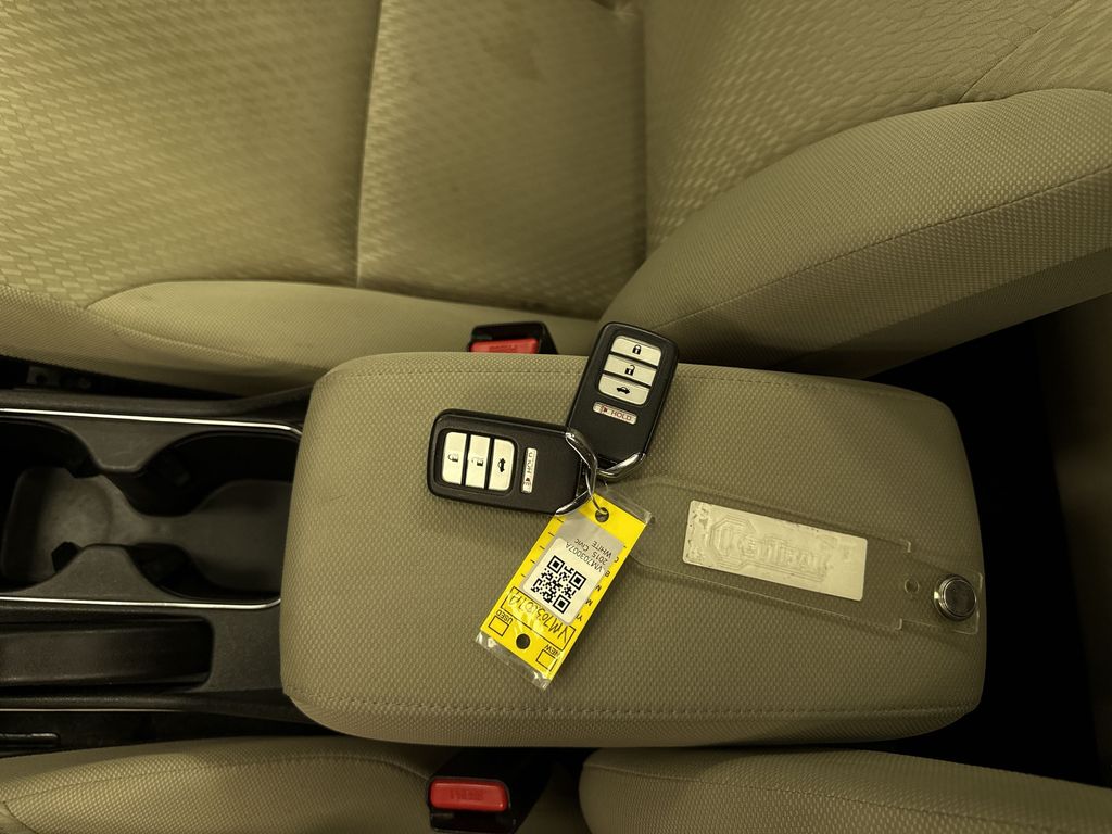 Thumbnail: 2015 Honda Civic - 17