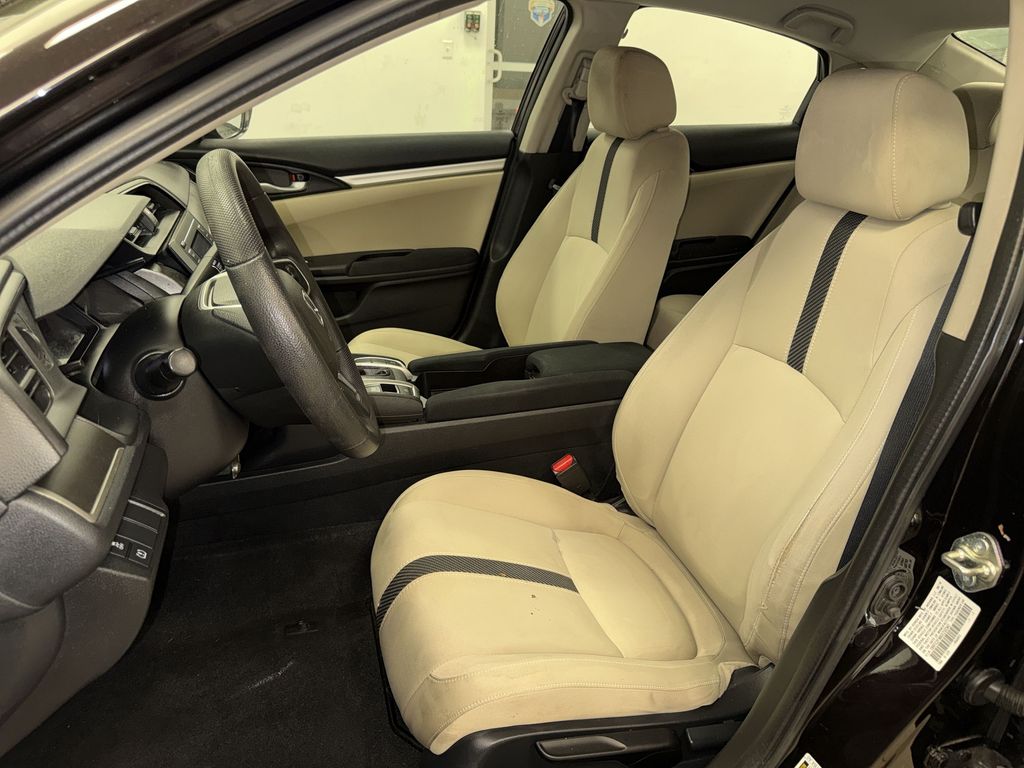 Thumbnail: 2016 Honda Civic - 6