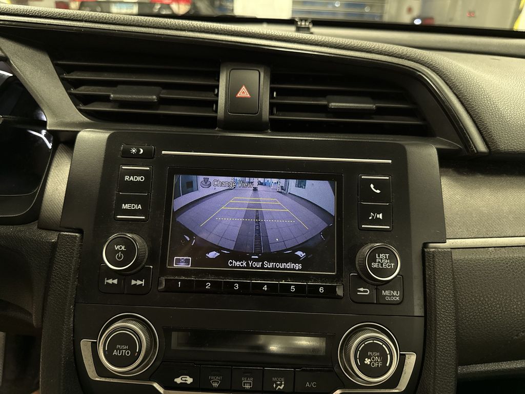 Thumbnail: 2016 Honda Civic - 23