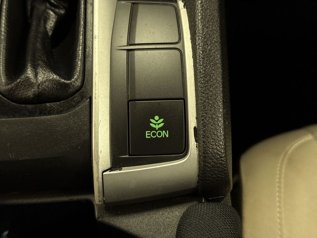 Thumbnail: 2016 Honda Civic - 29
