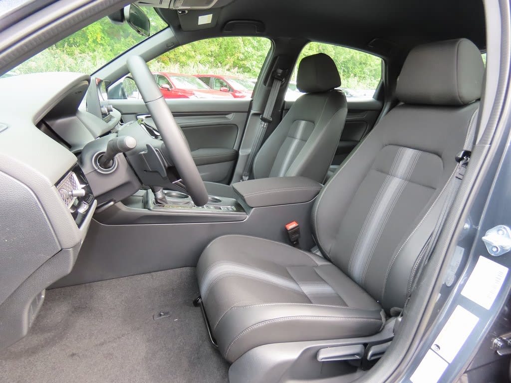 2025 Honda Civic Sport 12