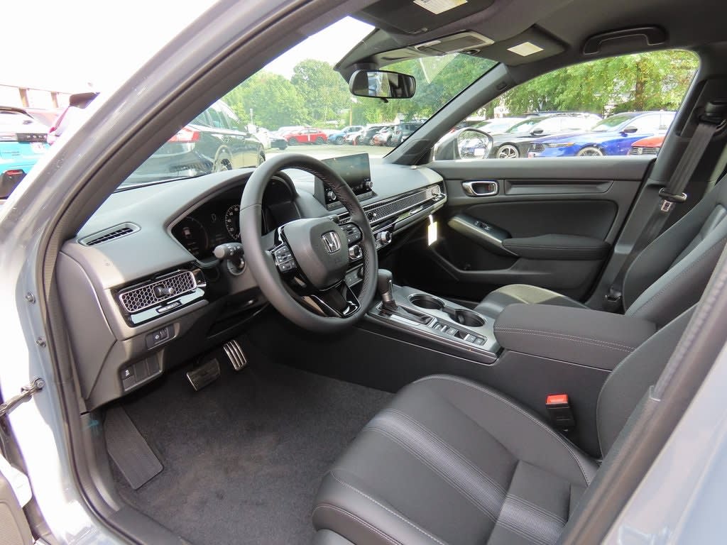 2025 Honda Civic Sport 2