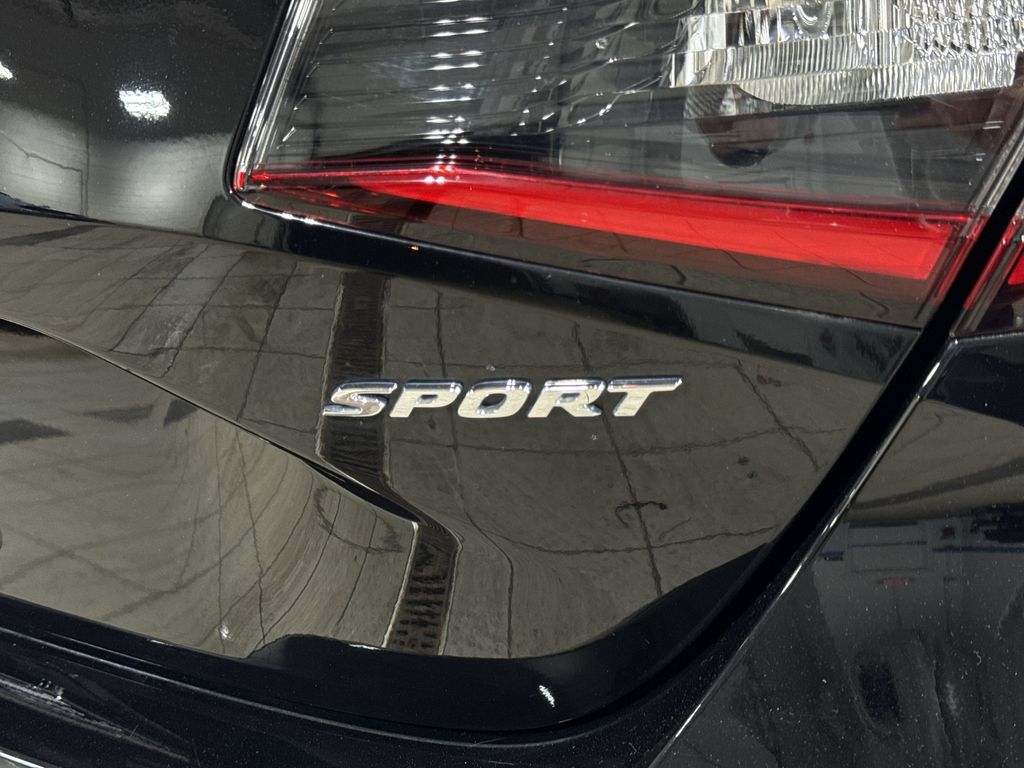 Thumbnail: 2023 Honda Civic - 25