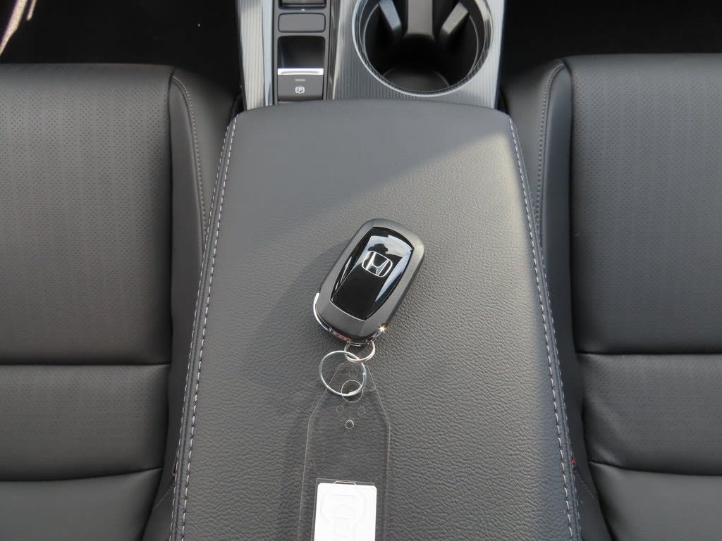 2025 Honda Civic Sport Touring 29