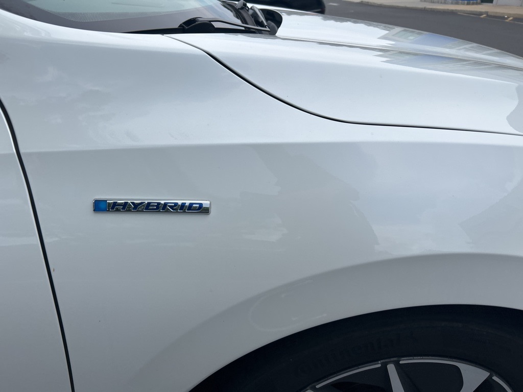 Thumbnail: 2020 Honda Insight - 6