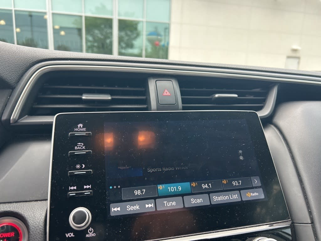 Thumbnail: 2020 Honda Insight - 17