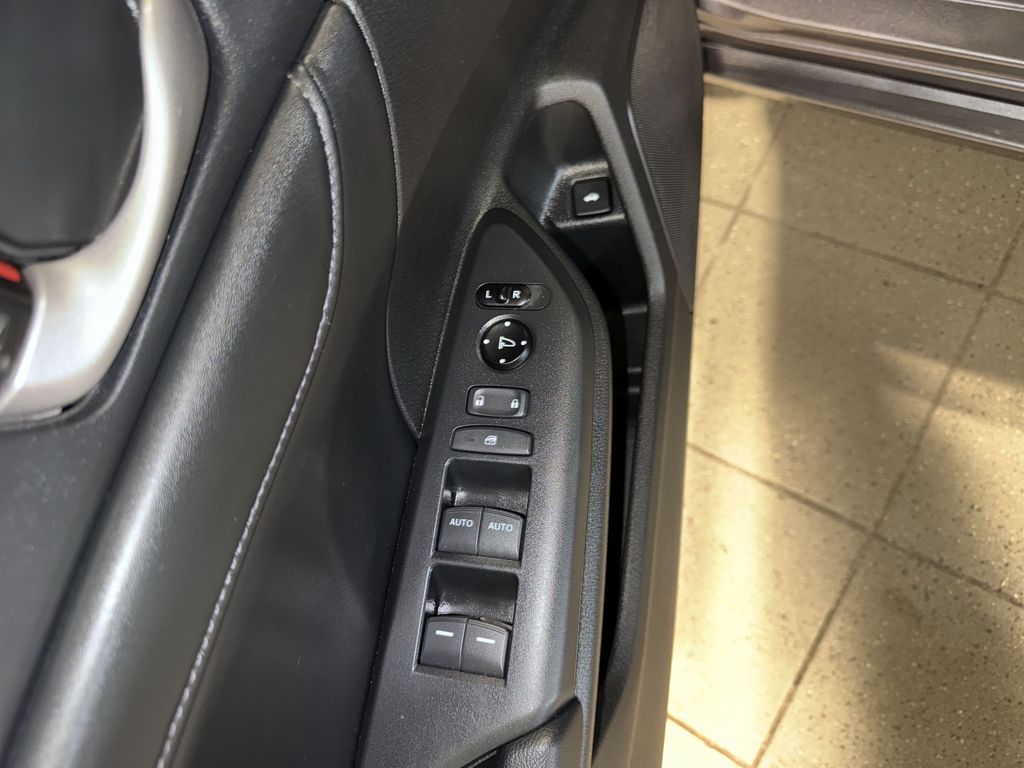 Thumbnail: 2020 Honda Insight - 26