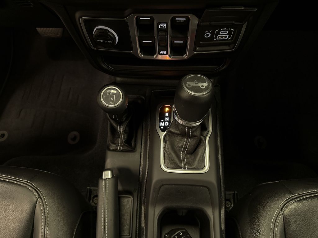 Thumbnail: 2018 Jeep Wrangler - 12