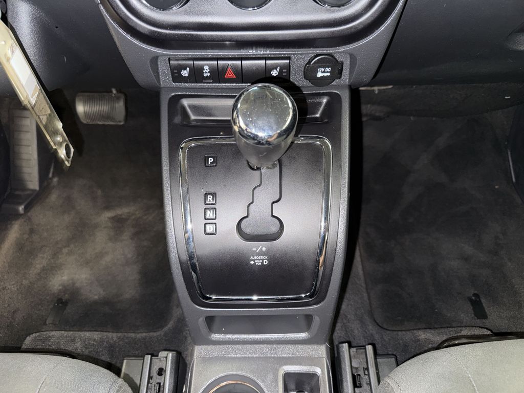 Thumbnail: 2014 Jeep Patriot - 14