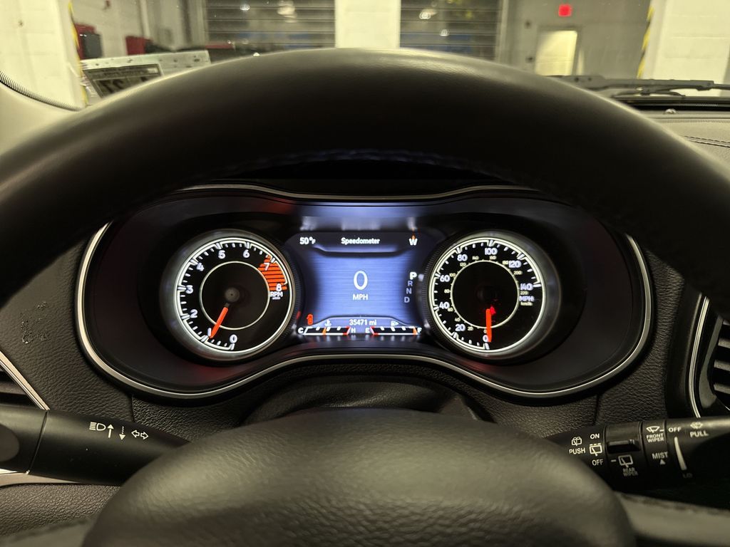 Thumbnail: 2021 Jeep Cherokee - 37