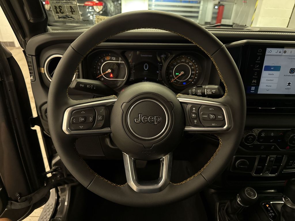 Thumbnail: 2025 Jeep Wrangler - 2