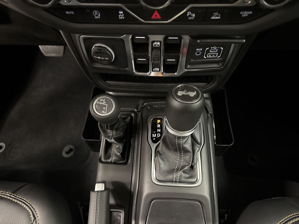 Thumbnail: 2025 Jeep Wrangler - 12