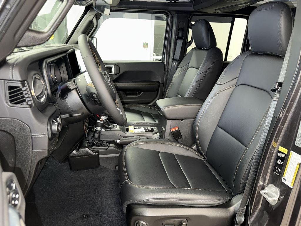 Thumbnail: 2025 Jeep Wrangler - 8