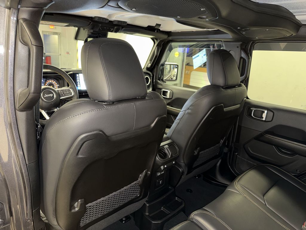 Thumbnail: 2025 Jeep Wrangler - 29