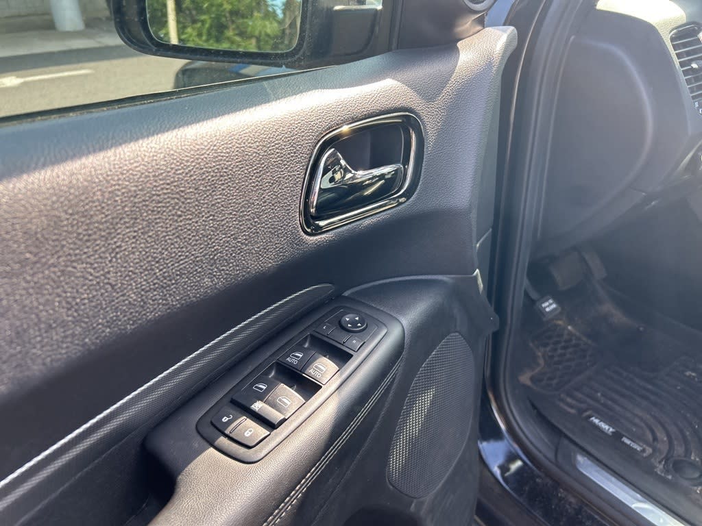 Thumbnail: 2019 Dodge Durango - 18