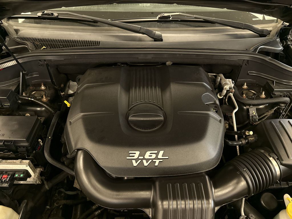 Thumbnail: 2012 Jeep Grand Cherokee - 7