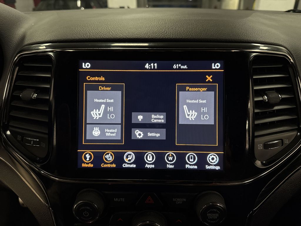 Thumbnail: 2020 Jeep Grand Cherokee - 34
