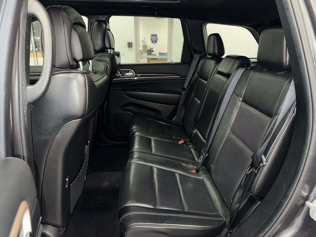 Thumbnail: 2016 Jeep Grand Cherokee - 11