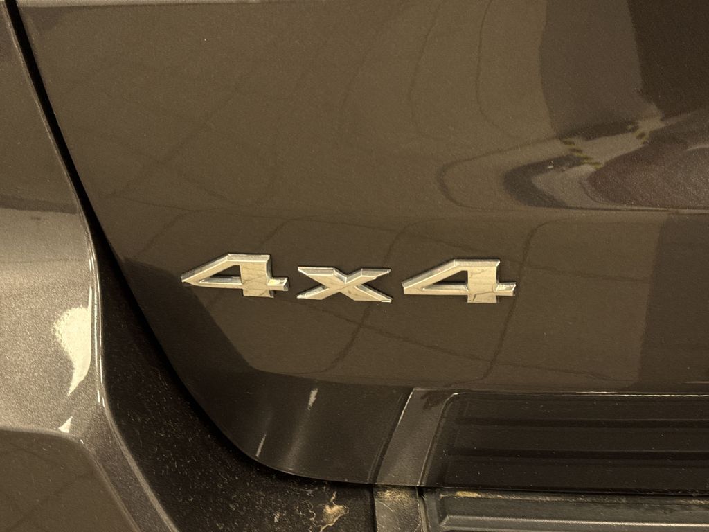 Thumbnail: 2016 Jeep Grand Cherokee - 31