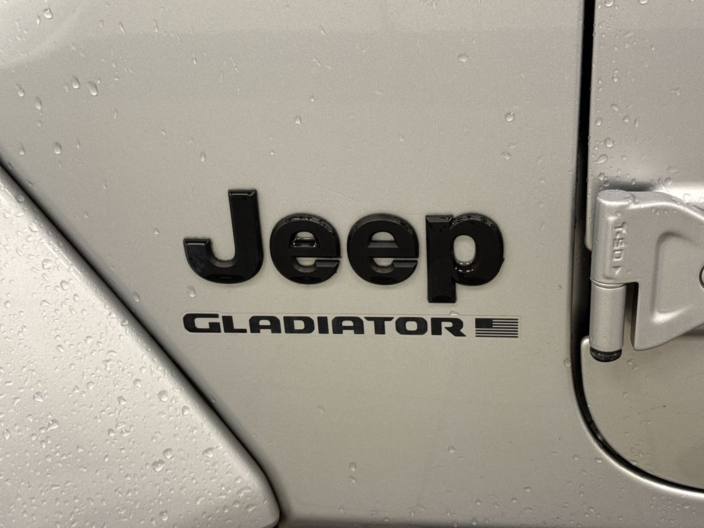 Thumbnail: 2023 Jeep Gladiator - 26
