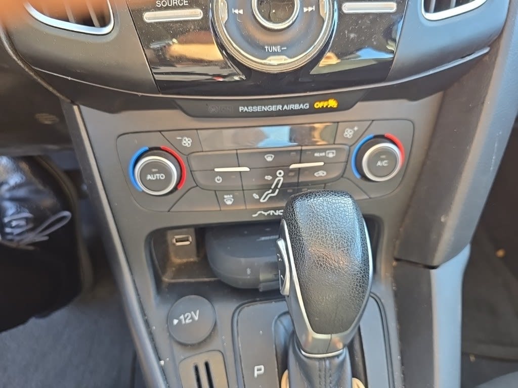 Thumbnail: 2018 Ford Focus - 16