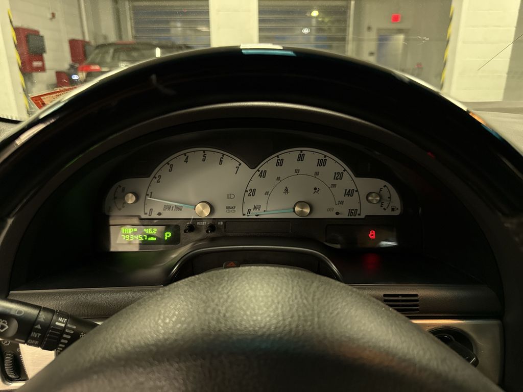 Thumbnail: 2002 Ford Thunderbird - 11