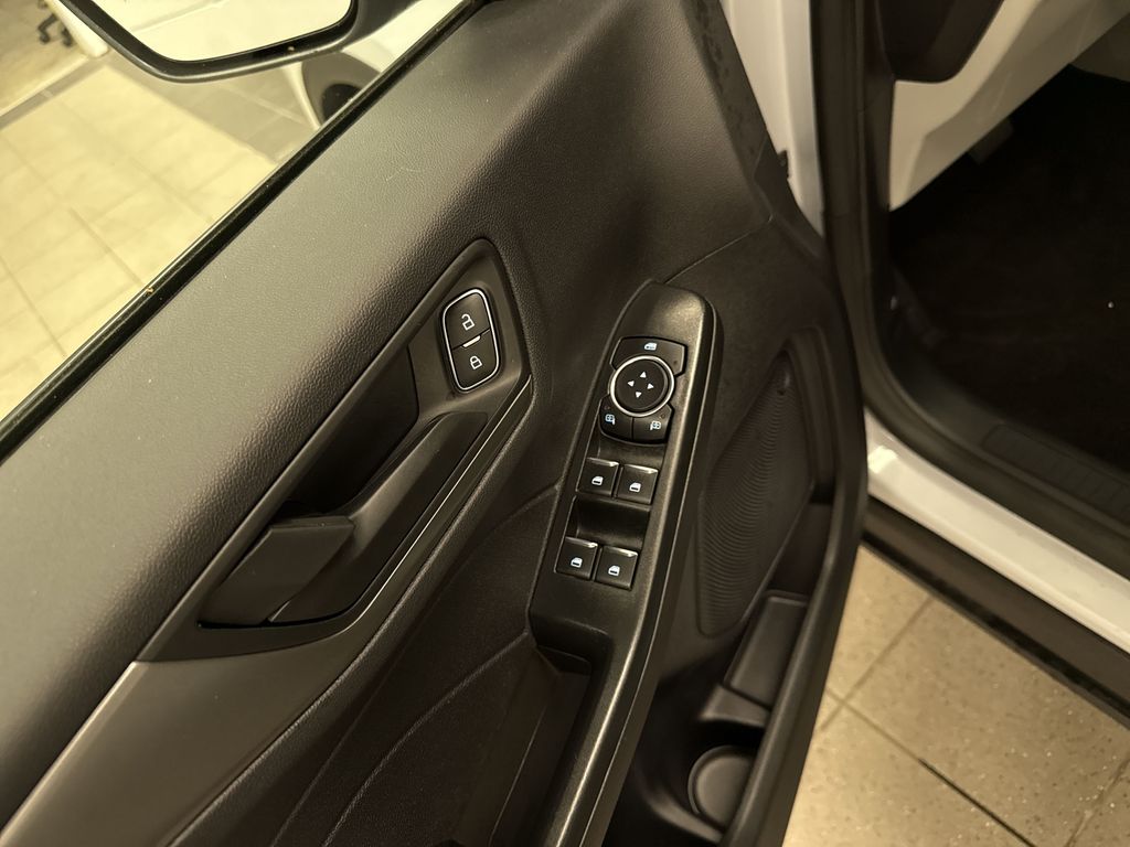 Thumbnail: 2025 Ford Escape - 26