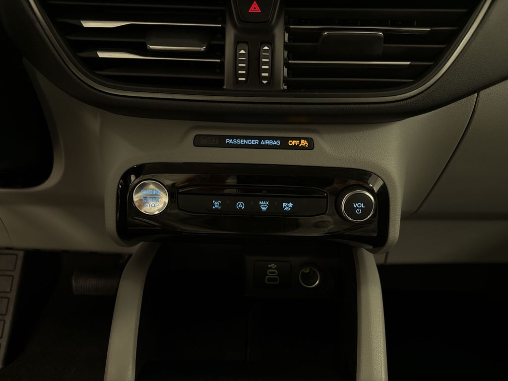 Thumbnail: 2025 Ford Escape - 25