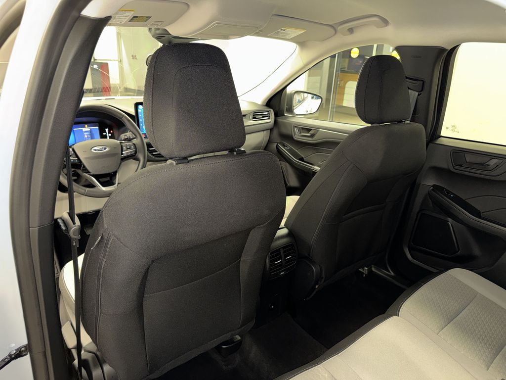 Thumbnail: 2025 Ford Escape - 30