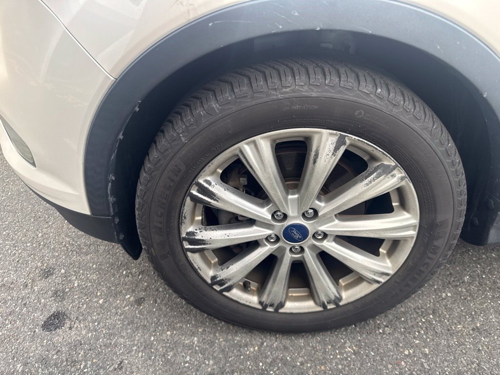 Thumbnail: 2017 Ford Escape - 6