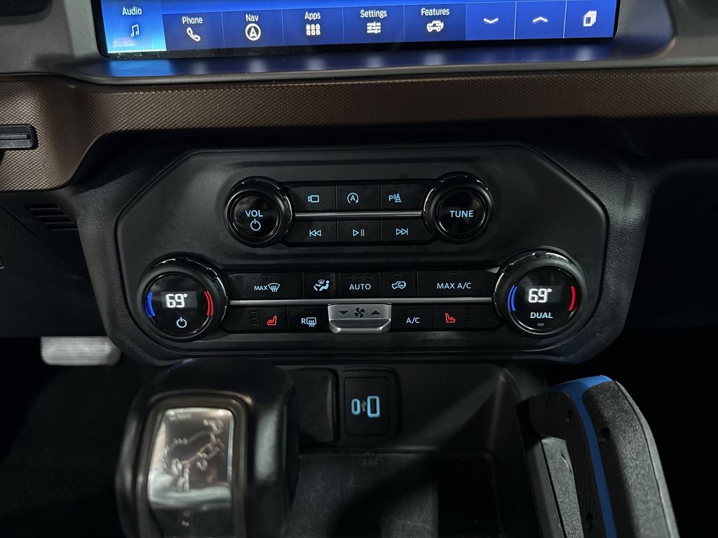 Thumbnail: 2023 Ford Bronco - 26