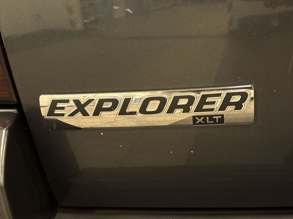 Thumbnail: 2010 Ford Explorer - 6