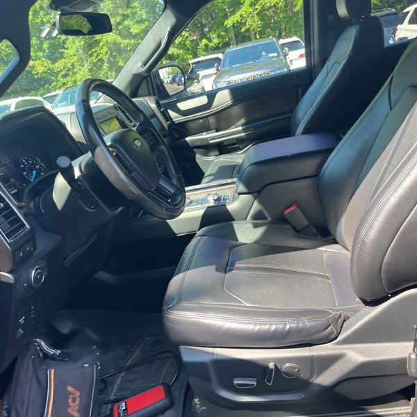 Thumbnail: 2019 Ford Expedition - 7