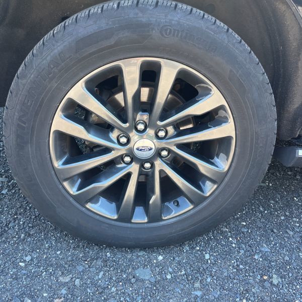 Thumbnail: 2019 Ford Expedition - 14