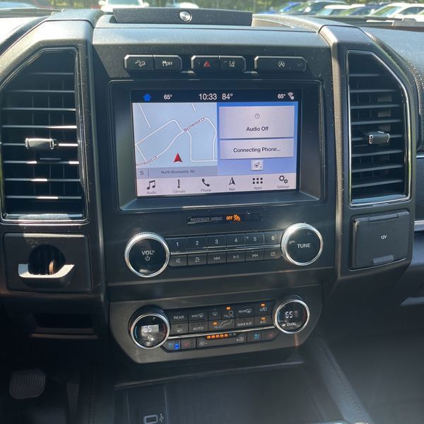 Thumbnail: 2019 Ford Expedition - 9