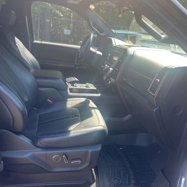 Thumbnail: 2019 Ford Expedition - 8