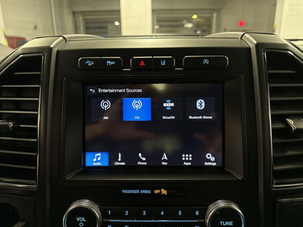 Thumbnail: 2019 Ford Expedition - 23