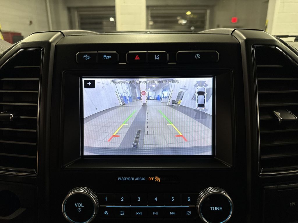 Thumbnail: 2019 Ford Expedition - 28