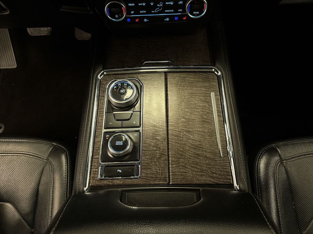 Thumbnail: 2019 Ford Expedition - 12