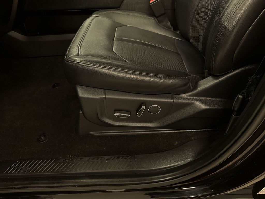 Thumbnail: 2019 Ford Expedition - 26