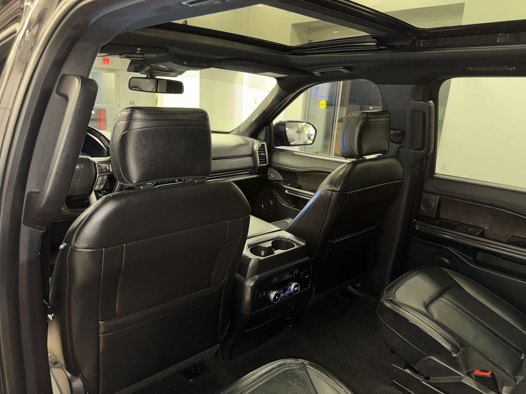 Thumbnail: 2019 Ford Expedition - 31