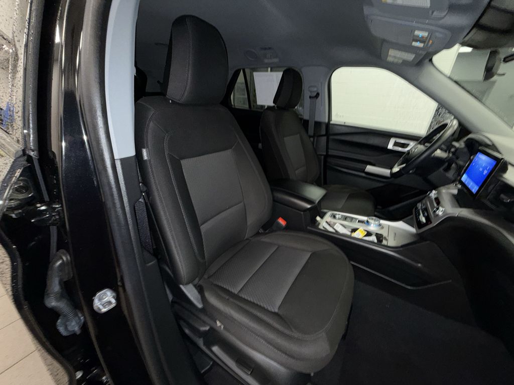 Thumbnail: 2023 Ford Explorer - 10