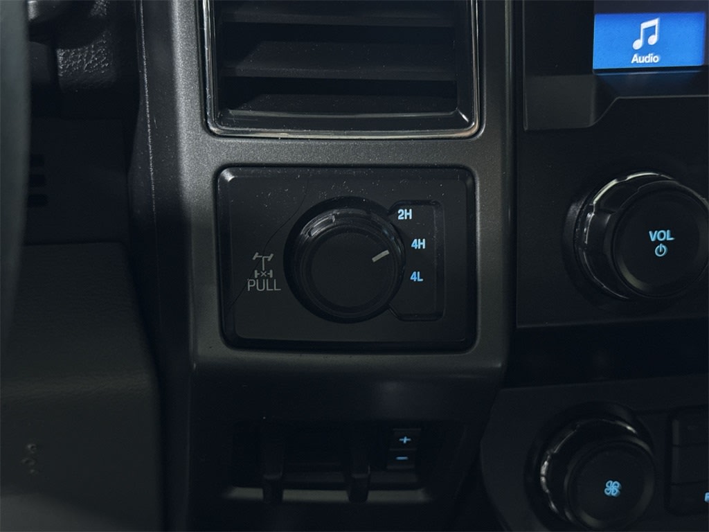 Thumbnail: 2019 Ford F-350 - 29