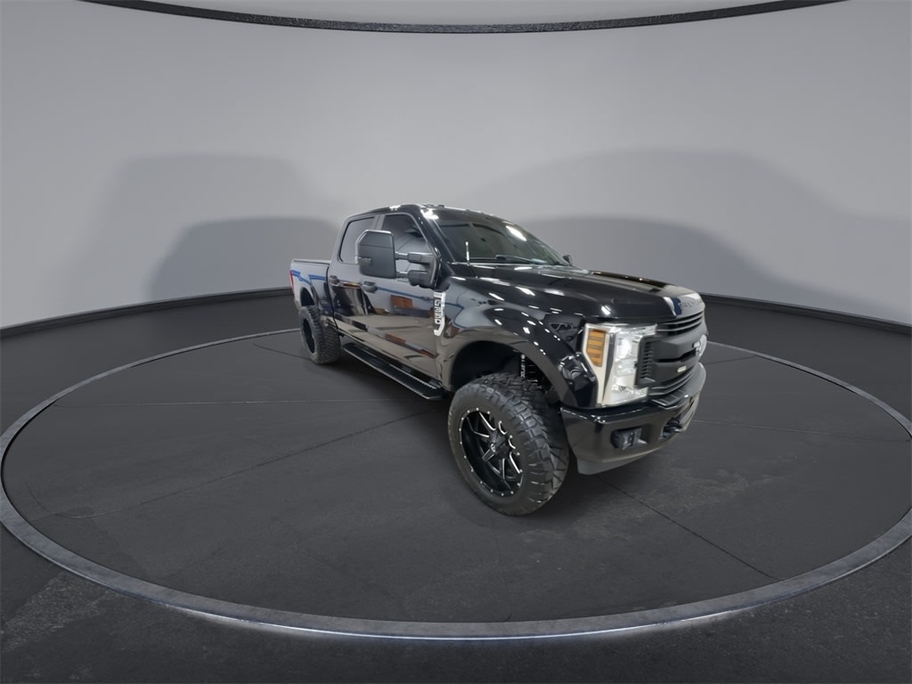 Thumbnail: 2019 Ford F-350 - 6